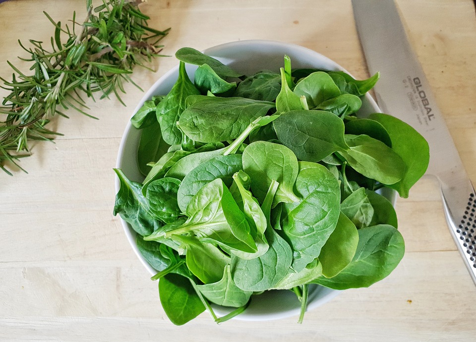 20 Top Foods High in Vitamin K for Blood and Bone Health